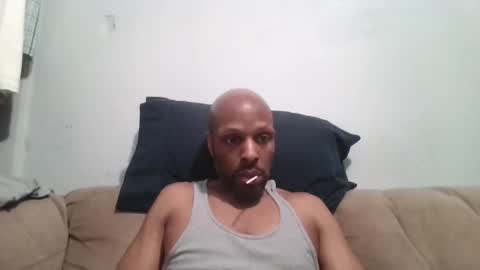natedoggie07 online show from January 17, 2:08 am