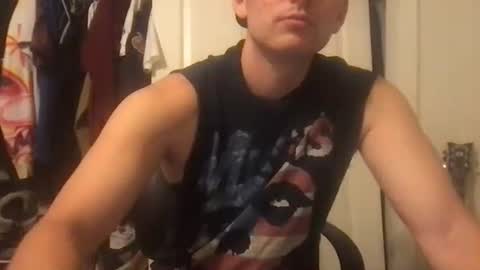 Snapshot of natetheexplorer chatting on October 20, 7:01 am natetheexplorer online show from October 20, 7:01 am