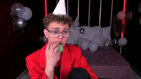 Nathan online show from October 21, 7:33 am