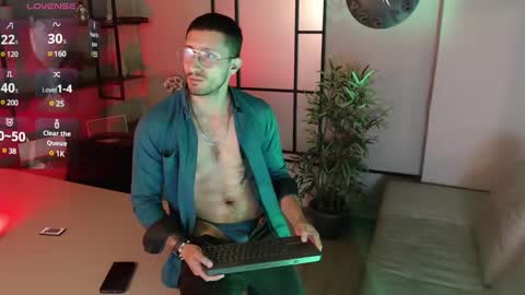 Snapshot of nathan_rivers chatting on January 5, 11:37 am nathan_rivers online show from January 5, 11:37 am