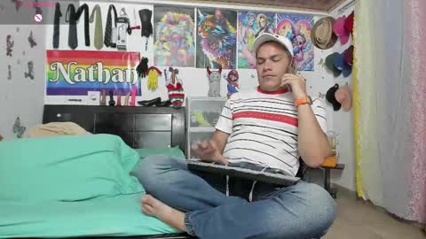 Snapshot of nathan_sanchez chatting on September 23, 1:05 am Nathan online show from September 23, 1:05 am