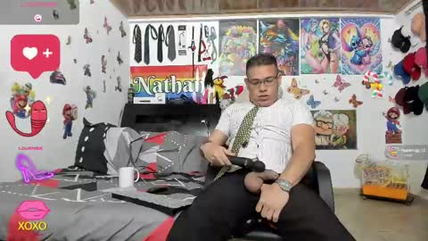 Snapshot of nathan_sanchez chatting on January 21, 3:39 pm Nathan online show from January 21, 3:39 pm
