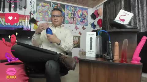Snapshot of nathan_sanchez chatting on February 12, 6:30 pm Nathan online show from February 12, 6:30 pm