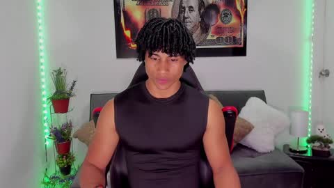 Snapshot of nathan_sexy247 chatting on January 21, 12:57 am Nathan online show from January 21, 12:57 am