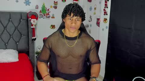 Snapshot of nathan_sexy247 chatting on December 14, 9:56 pm Nathan online show from December 14, 9:56 pm