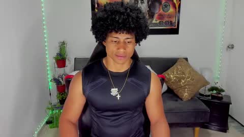 Snapshot of nathan_sexy247 chatting on February 20, 1:46 am Nathan online show from February 20, 1:46 am