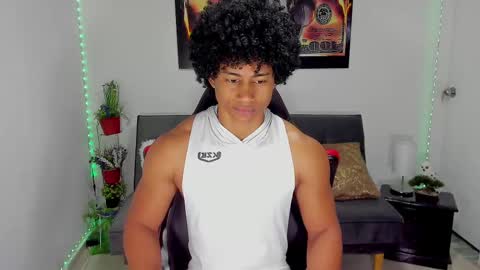 Snapshot of nathan_sexy247 chatting on March 4, 10:57 am Nathan online show from March 4, 10:57 am