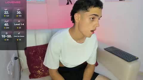 Snapshot of nathan_shimmer chatting on September 8, 9:03 pm nathan_shimmer online show from September 8, 9:03 pm