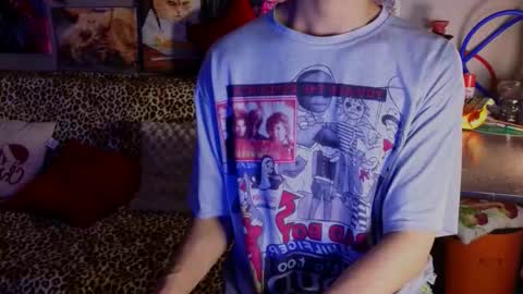 Snapshot of nathanbruce chatting on October 14, 7:43 pm N A T H AN online show from October 14, 7:43 pm