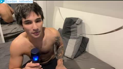 native_boy2 online show from June 23, 7:02 am