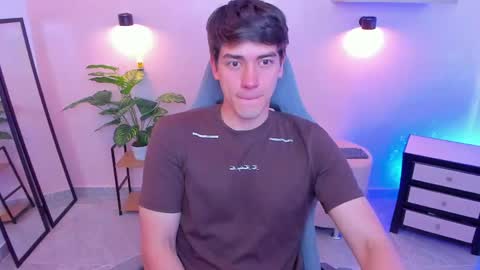 Nathaniel online show from March 29, 8:53 pm