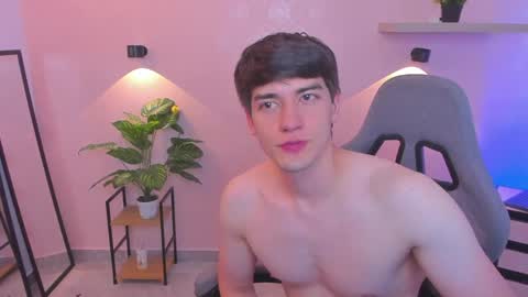 Nathaniel online show from April 15, 9:26 pm