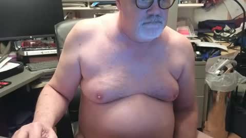 Snapshot of naturalchef69 chatting on March 11, 2:32 am naturalchef69 online show from March 11, 2:32 am