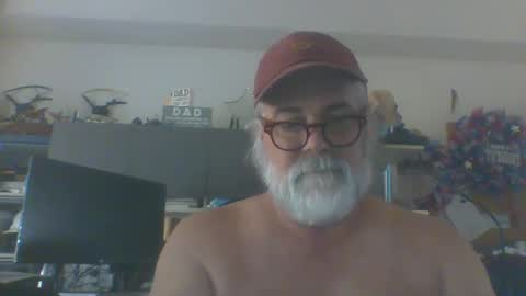 Snapshot of naturalchef69 chatting on December 18, 4:17 pm naturalchef69 online show from December 18, 4:17 pm