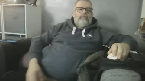 naturistmale45 online show from February 3, 8:41 am