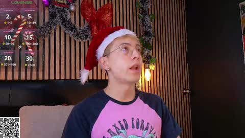 Snapshot of naughty__chris chatting on December 22, 11:54 am Christopher Chris online show from December 22, 11:54 am