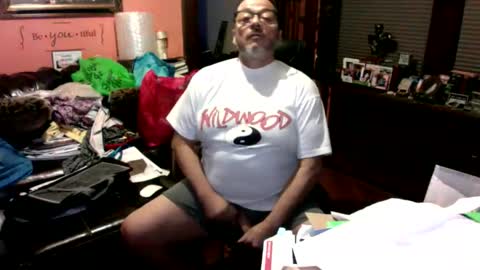 Snapshot of naughtybone chatting on October 17, 3:43 am naughtybone online show from October 17, 3:43 am
