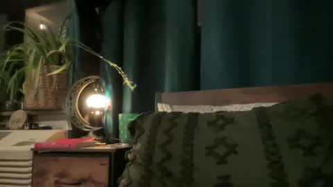 naughtybynature36969 online show from April 13, 5:19 am