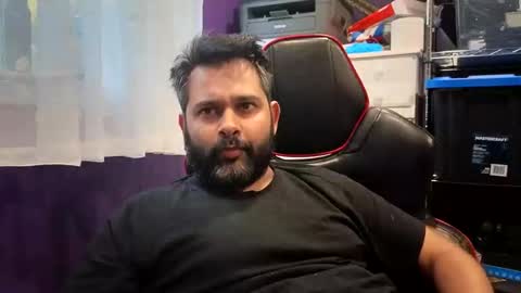 sakhtlaundaz online show from October 31, 9:18 pm