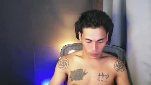 naughtyfuck_boy online show from May 24, 6:36 pm