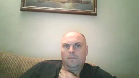 NaughtyGadget online show from April 4, 7:44 pm