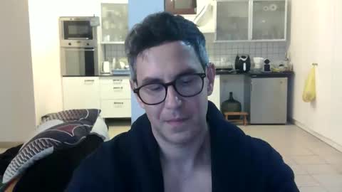 John Smith online show from January 25, 8:21 pm