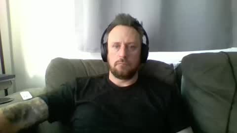 Snapshot of nawtydom1977 chatting on January 3, 2:40 pm nawtydom1977 online show from January 3, 2:40 pm