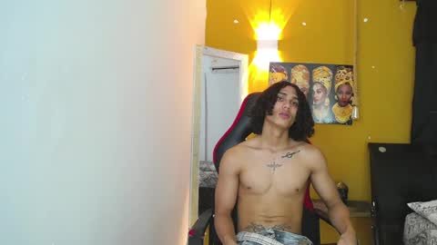 Snapshot of nazper_ chatting on March 12, 3:51 pm Nazper online show from March 12, 3:51 pm