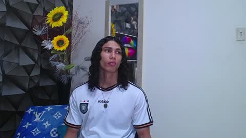 Snapshot of nazper_ chatting on January 5, 2:52 pm Nazper online show from January 5, 2:52 pm