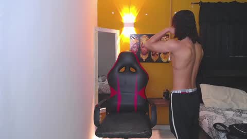 Snapshot of nazper_ chatting on February 5, 4:37 pm Nazper online show from February 5, 4:37 pm
