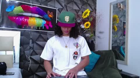 Snapshot of nazper_ chatting on January 12, 4:29 pm Nazper online show from January 12, 4:29 pm