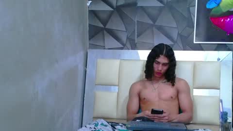 Snapshot of nazper_ chatting on January 30, 3:51 pm Nazper online show from January 30, 3:51 pm