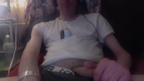 NcHugeCock online show from April 5, 8:00 am