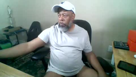 Terry online show from October 31, 6:11 pm