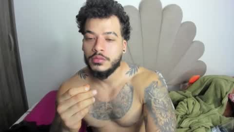 Nei turn green online show from February 14, 11:38 am