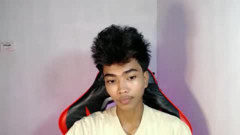 neil_asian69 online show from October 22, 6:06 am