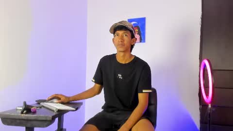neitan online show from June 14, 4:53 pm