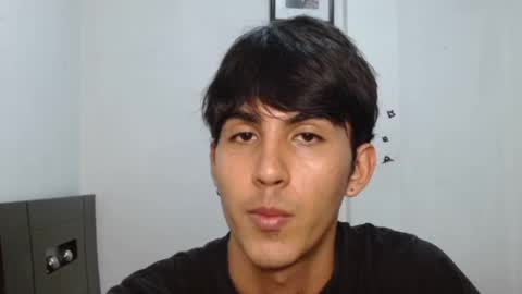 Snapshot of neithanzyn chatting on January 4, 7:13 pm Neithanzyn online show from January 4, 7:13 pm