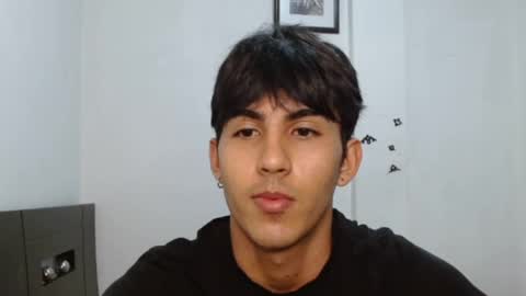 Snapshot of neithanzyn chatting on December 31, 12:15 pm Neithanzyn online show from December 31, 12:15 pm