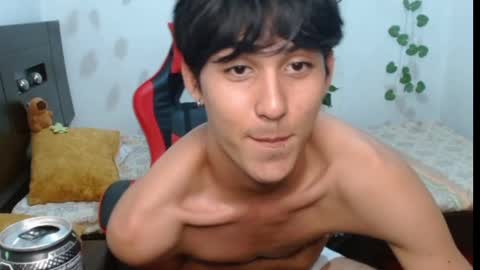 Snapshot of neithanzyn chatting on February 13, 7:42 pm Neithanzyn online show from February 13, 7:42 pm