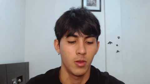 Snapshot of neithanzyn chatting on December 30, 7:21 pm Neithanzyn online show from December 30, 7:21 pm