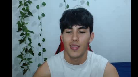 Snapshot of neithanzyn chatting on March 6, 7:32 pm Neithanzyn online show from March 6, 7:32 pm