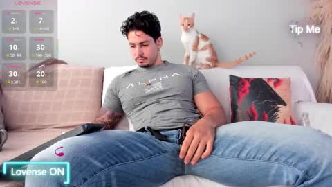 Snapshot of neo_dimou chatting on October 15, 12:02 pm Jordan online show from October 15, 12:02 pm