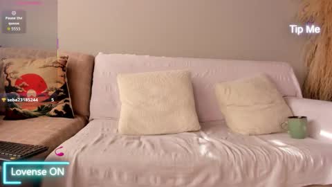 Snapshot of neo_dimou chatting on October 16, 12:13 pm Jordan online show from October 16, 12:13 pm