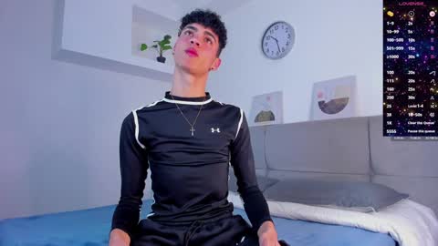  NeoRaptis  jhonatan  online show from December 13, 8:04 pm