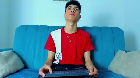  NeoRaptis  jhonatan  online show from March 3, 8:39 pm
