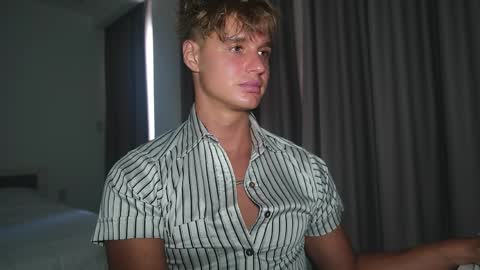 Dave online show from April 2, 6:54 am