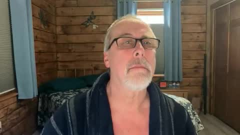 neptune2002 online show from April 2, 5:43 pm