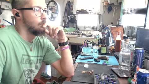 Philotes online show from November 17, 5:05 pm