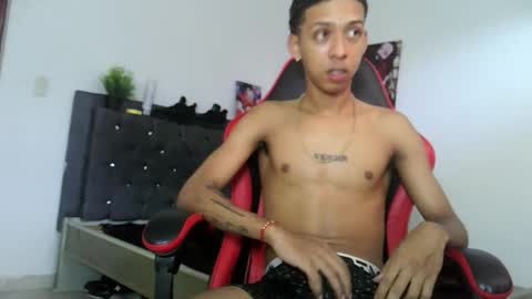 Snapshot of nerek_master chatting on September 23, 1:43 pm nerek master online show from September 23, 1:43 pm